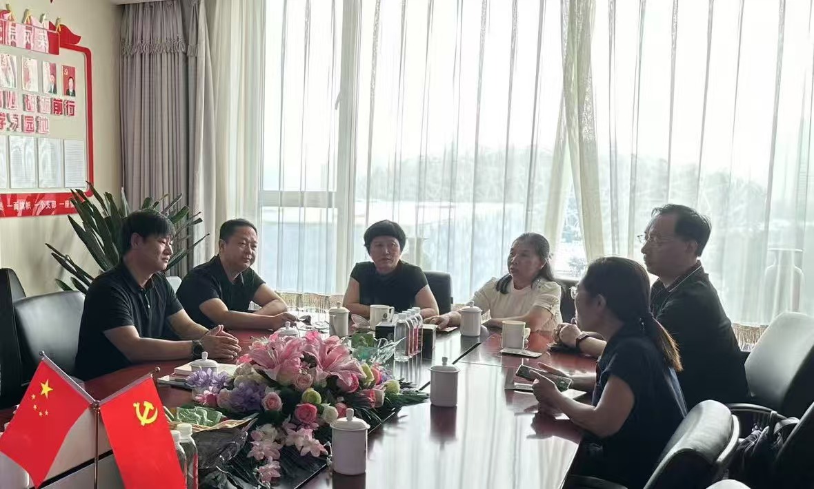 邢臺學(xué)院領(lǐng)導(dǎo)到訪岳氏集團  共繪大健康產(chǎn)業(yè)協(xié)同發(fā)展新藍圖